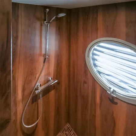 2 Bedroom Front Ship In Havelsee Ot Kuetzkow