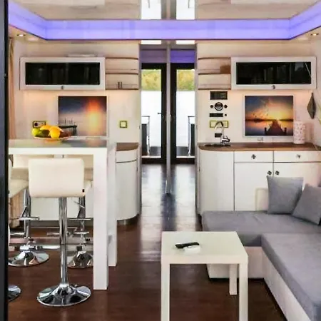 2 Bedroom Front Ship In Havelsee Ot Kuetzkow * Kutzkow