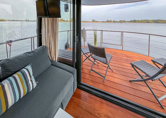 Schwimmendes بوتيل